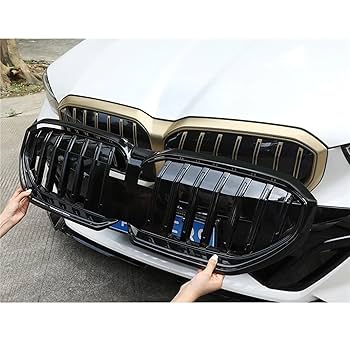 BMW G60 i5 純正キドニーグリル　値引き交渉OK BMW G60 i5 純正キドニーグリル 値引き交渉OK - メルカリ
